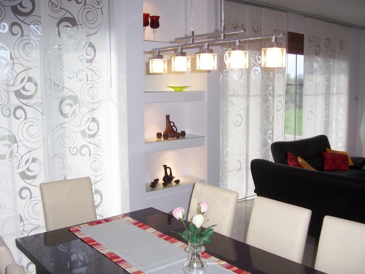 Domwigierski Pl -Jeziorki -Gr- Comfort-Ferienhaus-Polen - Wlasna Linia Brzegowa I Sauna Wysoki Most  エクステリア 写真